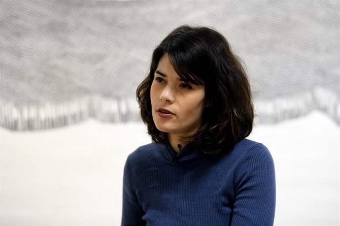 La portavoz de Podemos en la Asamblea de Madrid, Isa Serra durante una entrevista con Europa Press en la sede del partido, en Madrid (España), a 7 de enero de 2021.