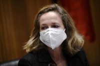 Calviño confía en que las nuevas ayudas directas a empresas sean aprobadas en marzo