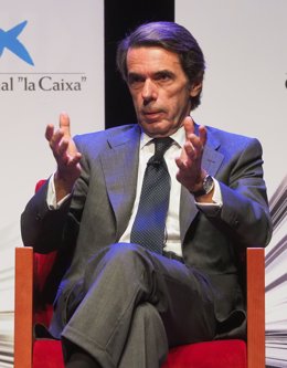 El expresidente del Gobierno y presidente de Faes, José María Aznar, participa en el Aula de Cultura de El Norte de Castilla en el teatro Zorrilla de Valladolid 