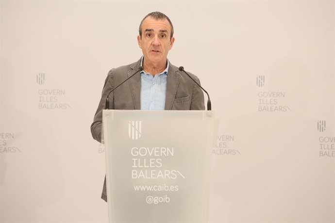 El conseller de Transición Energética y Sectores Productivos, Juan Pedro Yllanes.