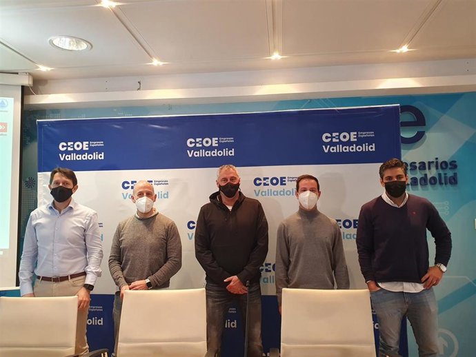 Miembros de la Junta Directiva de Apedeva.