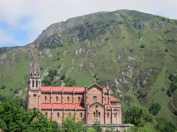 Basílica De Covadonga