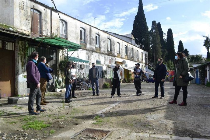 Sandra Heredia, durante su visita a los corralones de Castellar