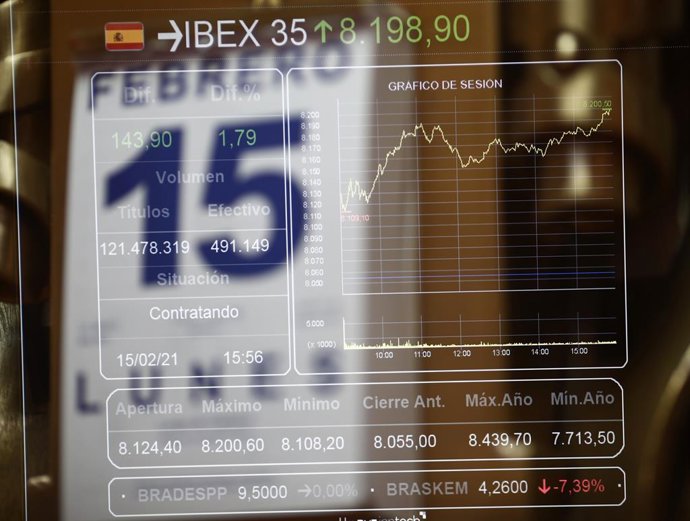 Panel en el interior del Palacio de la Bolsa, en Madrid, (España), a 15 de febrero de 2021. 