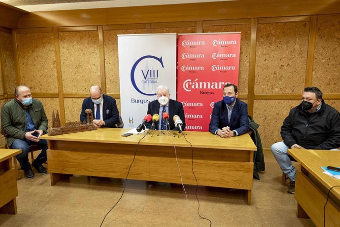 Reunión para tratar de incrementar las pernoctaciones en la ciudad de Burgos.