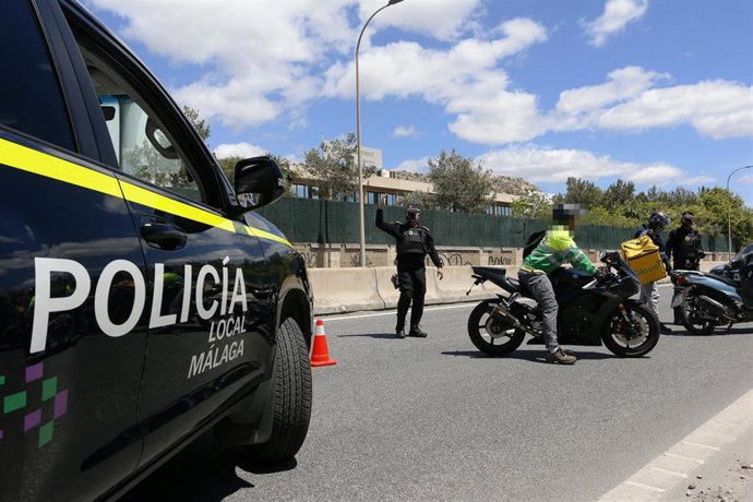 Policía Local de Málaga en un control en una imagen de archivo 