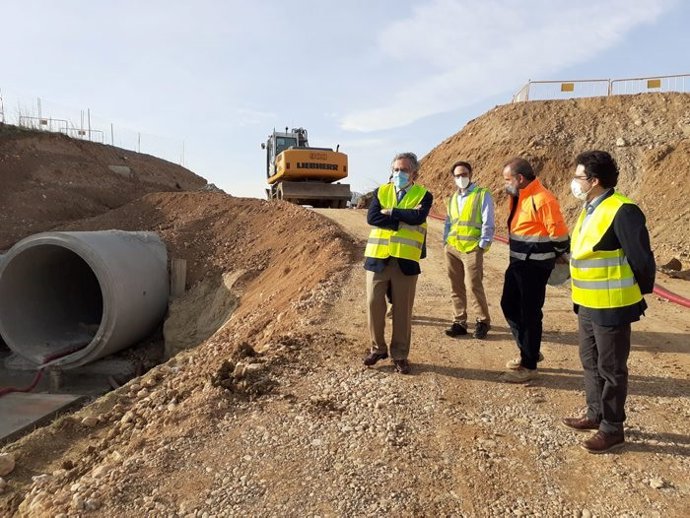 Vistia del secretario de Infraestructuras y Movilidad de la Generalitat, Isidre Gavín, a Logis Empord.