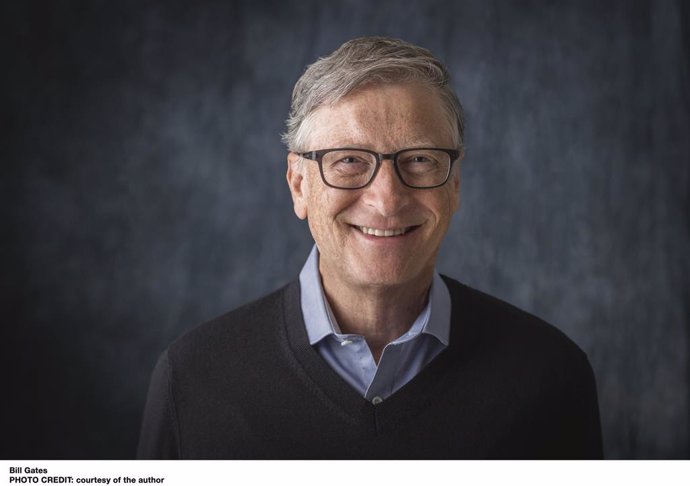Bill Gates alerta de su último libro de que las consecuencias del cambio climático son tan mortíferas como la pandemia del coronavirus en 2050 si no se ataja el problema.