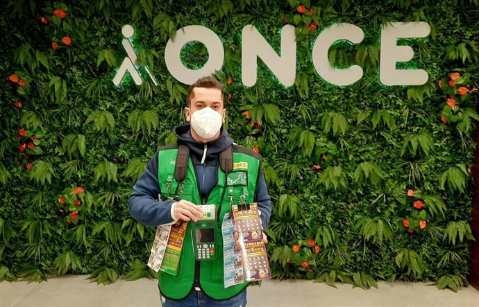 El vendedor de la ONCE Javier García Gómez.