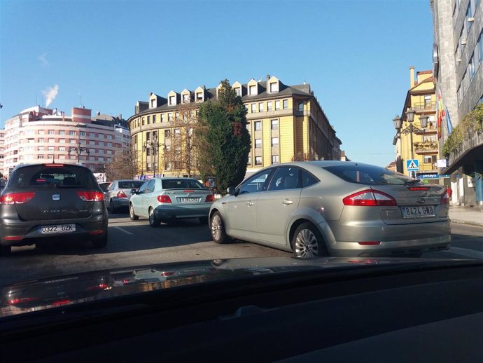 Contaminación en Oviedo, coches