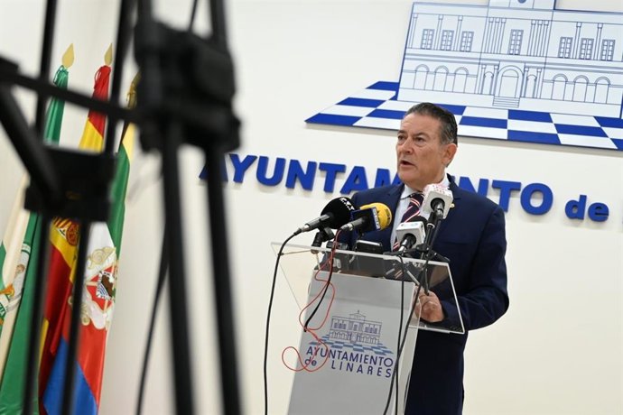 El alcalde de Linares, Raúl Caro-Accino.