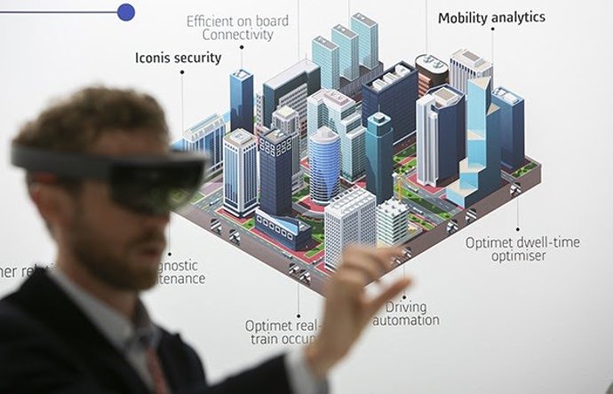 Economía.- Unicaja Banco y Clúser Smart City impulsan proyectos tecnológicos para ciudades verdes e inteligentesArchivo - 