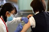 Foto: Reino Unido llevará a cabo el primer ensayo del mundo que infectará de coronavirus a personas sanas