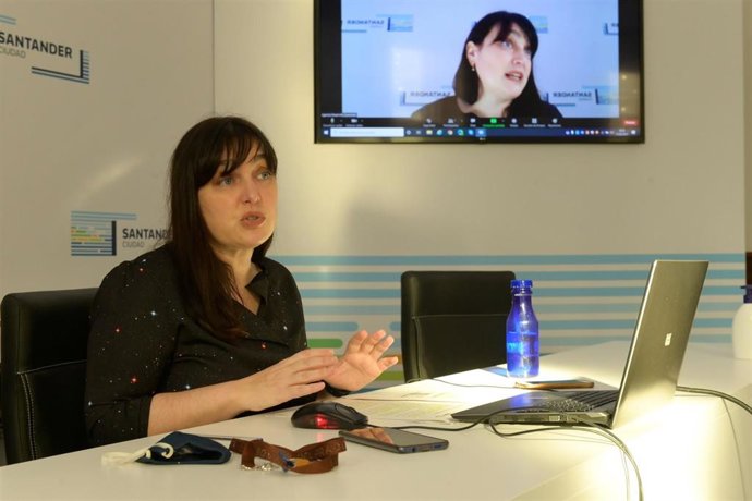 El Plan de Cardioprotección y la Fábrica de Creación, entre los proyectos de Salud, Educación y Juventud de Santander