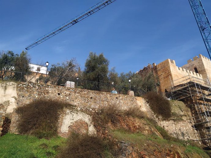 Adjudicada la redacción del proyecto y la dirección de obra de la segunda fase de la muralla de Cáceres