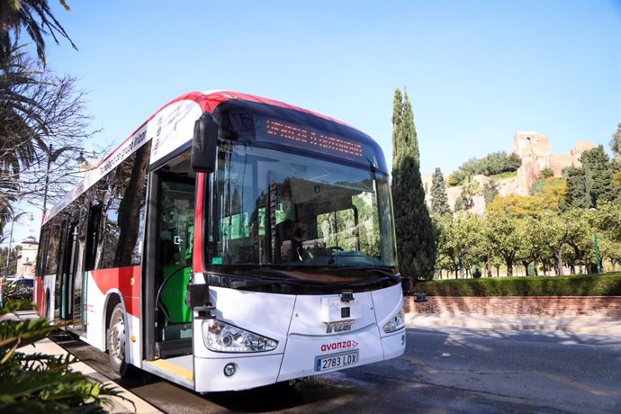 Málaga.- Comienza a circular por Málaga el primer autobús autónomo de gran capacidad