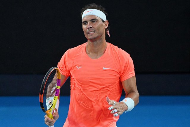 Tenis/Australia.- Rafa Nadal se despide en cuartos del Abierto de Australia tras una gran remontada de Tsitsipas