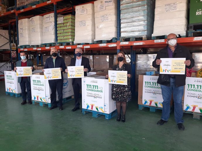 Alimentacion.- El Grupo Social ONCE hace su segunda entrega de 3.000 kilos de alimentos a Bancosol
