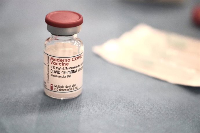 Cvirus.- Las CCAA administran 65.945 vacunas en las últimas 24 horas y 1.119.180 ya han recibido las dos dosis