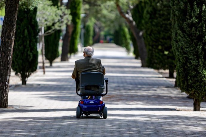 Archivo - Los pacientes con discapacidad dan un aprobado "raspado" a la accesibilidad de los servicios sanitarios en España