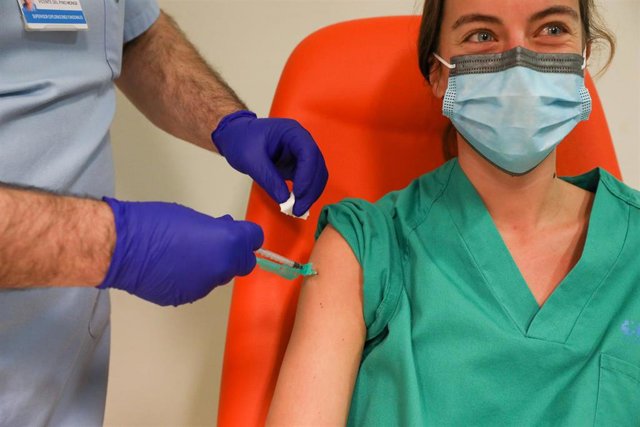 Cvirus.- La Comunidad de Madrid ha administrado el 73,2% de las vacunas recibidas y más de 160.000 están inmunizadas