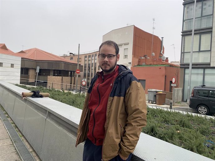 Archivo - Una concentración en la Puerta del Sol de Madrid reclama la puesta en libertad del rapero Pablo Hasel