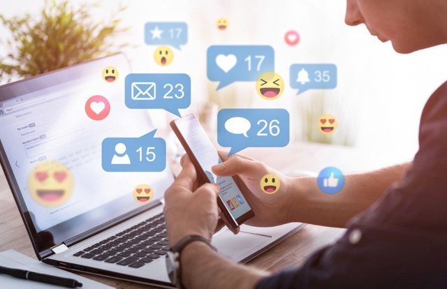 Economía.- Plataformas como Instagram son una "fuente de trabajo precario", según expertos