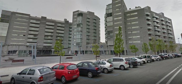 Carrefour.- Reabre el centro comercial Carrefour de Pamplona tras ventilar el local, que ha sufrido un pequeño incendio