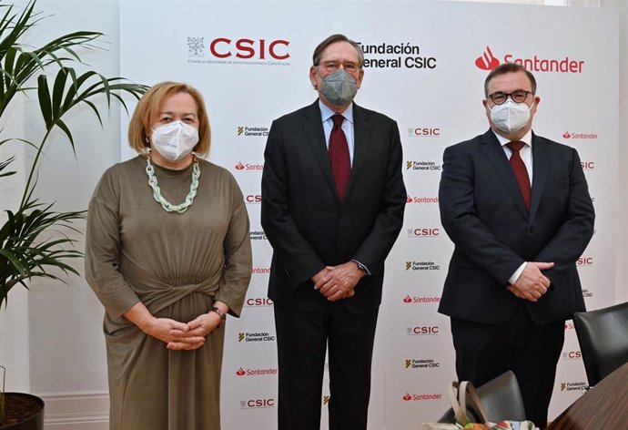 Banco Santander financiará becas de hasta 70.000 euros a jóvenes investigadores a través de ComFuturo de la FGCSIC