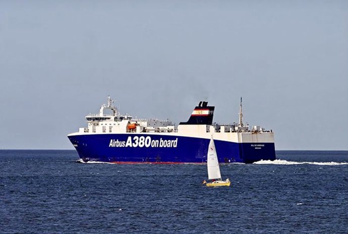 Economía.- Bruselas da un ultimátum a España para que cumpla los estándares de formación mínima de los marineros