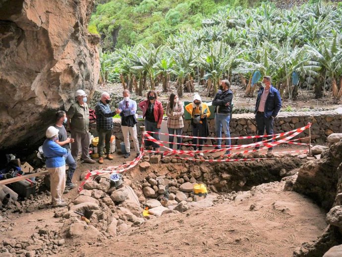 Finaliza la excavación en la Cueva de El Tendal