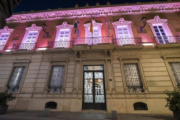 Iluminación del Palacio Provincial para conmemorar Día Mundial del Asperger