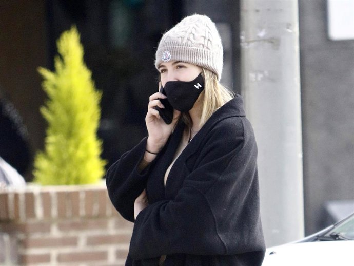 Alba Díaz presume de look "total black" para el día a día