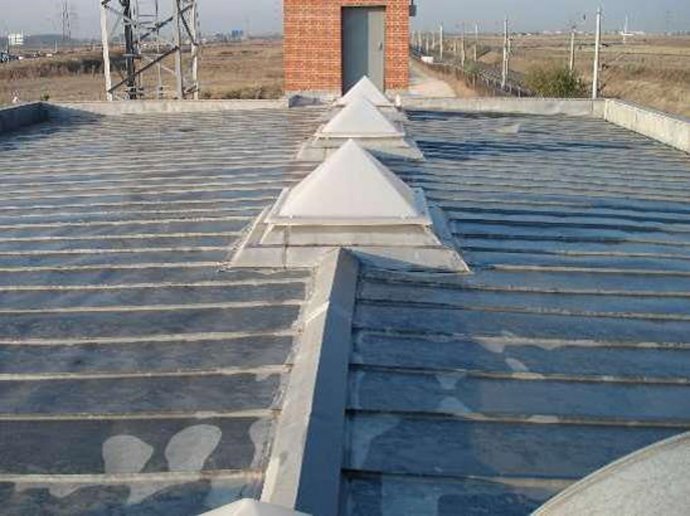 Adif AV licita la renovación de los edificios técnicos de las líneas de Alta Velocidad del eje Sur