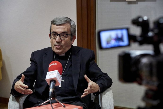 Archivo - Argüello ve una buena noticia eliminar el "numerus clausus" en los templos y llama a los fieles a respetar las medidas