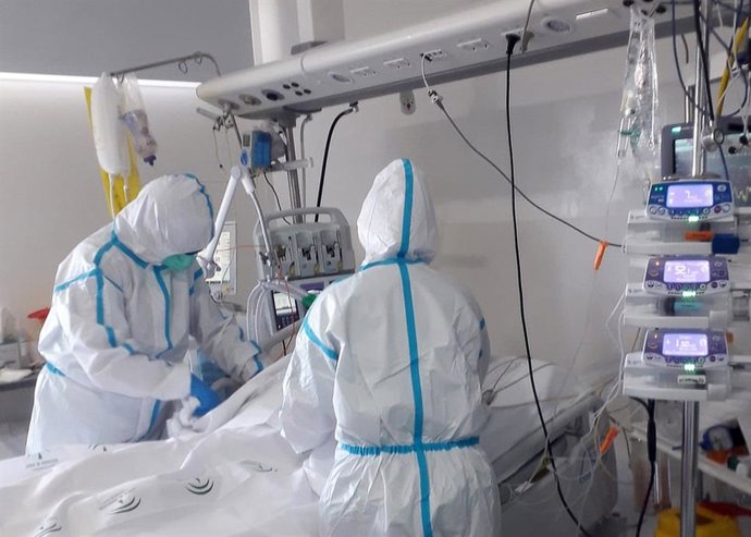 Málaga.- Profesionales del Hospital de Ronda participan en un curso europeo sobre atención en cuidados intensivos