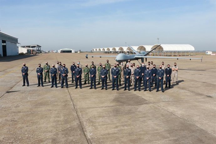 Entrega del Predator B al Ejército del Aire