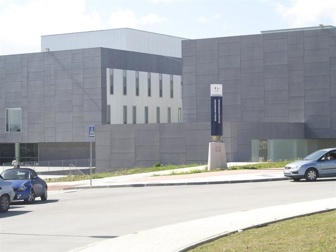 Archivo - Facultad de Comercio y Gestión       