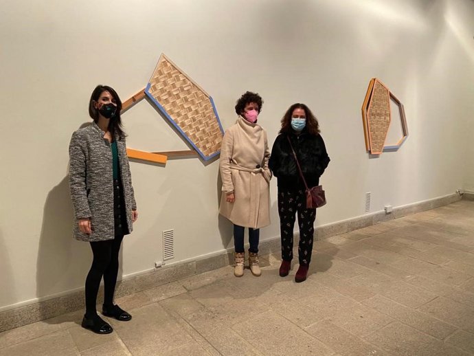 Inauguración de la muestra 'Enlazar', de la artista de Ana H. Del Amo