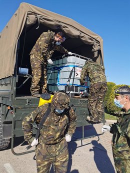 Archivo - Ejército moviliza una treintena de efectivos para desinfectar zonas de Cartagena, Fuente Álamo y La Unión