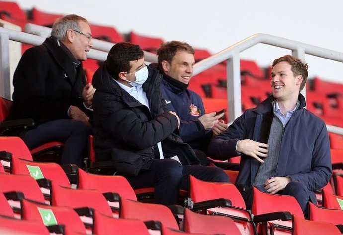 Kyril Louis-Dreyfus, a la derecha de la imagen, nuevo presidente y máximo accionista del Sunderland