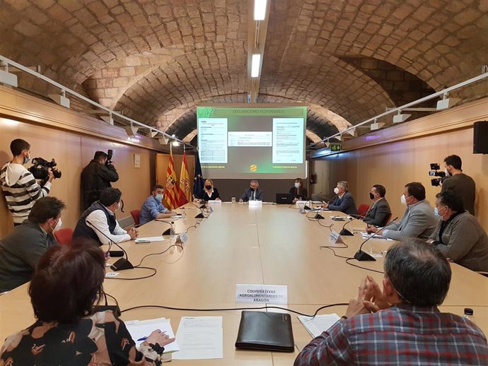 Reunión del Gobierno de Aragón con las organizaciones agrarias.