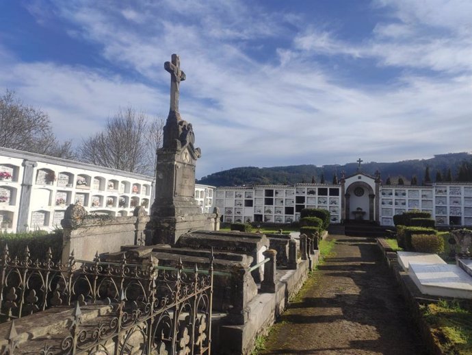 Cementerio de Amandi (Avilés)