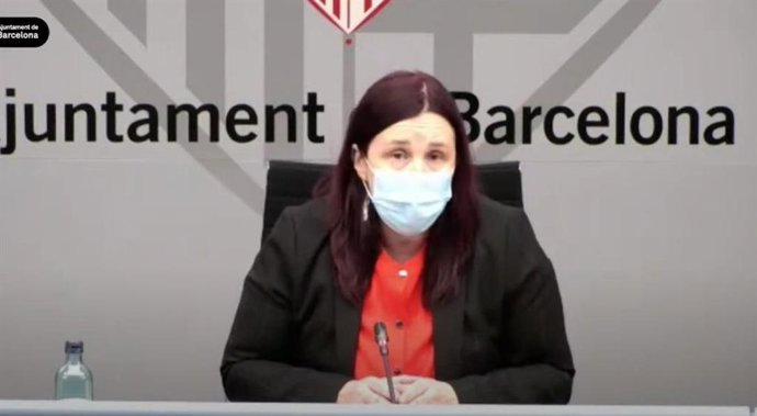 La comisionada de Acción Social de Barcelona, Sonia Fuertes, en rueda de prensa telemática.