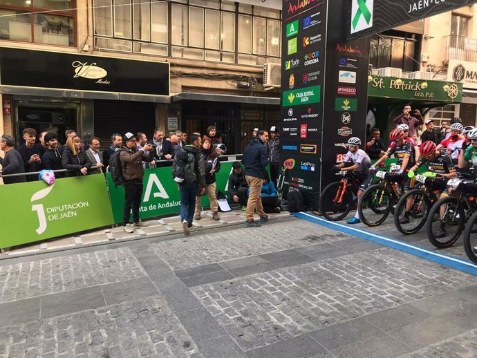 Omagen de archivo de la Andalucía Nike Race en la capital jiennense