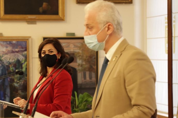 Concha Andreu y Pablo Hermoso de Mendoza