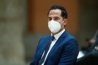 Aguado sigue "preocupado" por que cargos públicos defiendan a la "gentuza" que provocó altercados en Sol