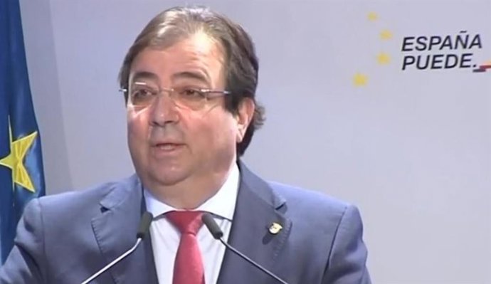 El presidente de la Junta de Extremadura, Guillermo Fernández Vara, en la presentación delPlan de Recuperación, Transformación y Resiliencia de la Economía Española