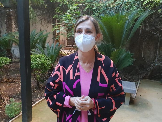 Archivo - La portavoz adjunta del Grupo Popular en Les Corts y portavoz de Política Social, Elena Bastidas.