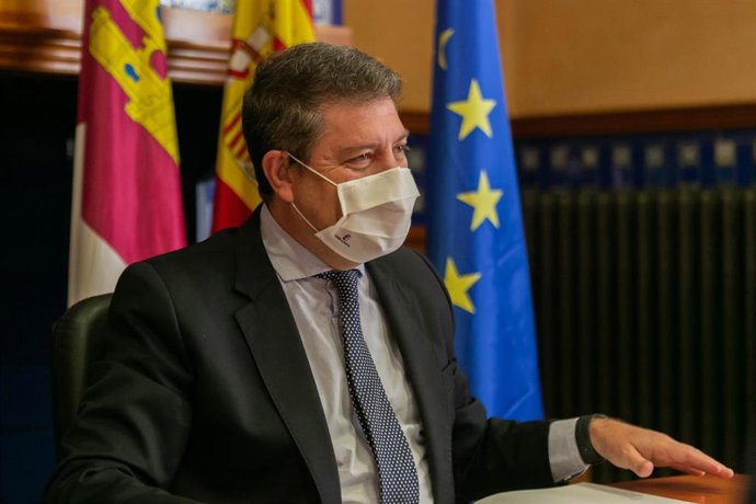 El presidente de Castilla-La Mancha, Emiliano García-Page, asiste en la Delegación de la Junta en Ciudad Real, a la reunión sobre el Plan de Modernización de Ciudad Real 2025.